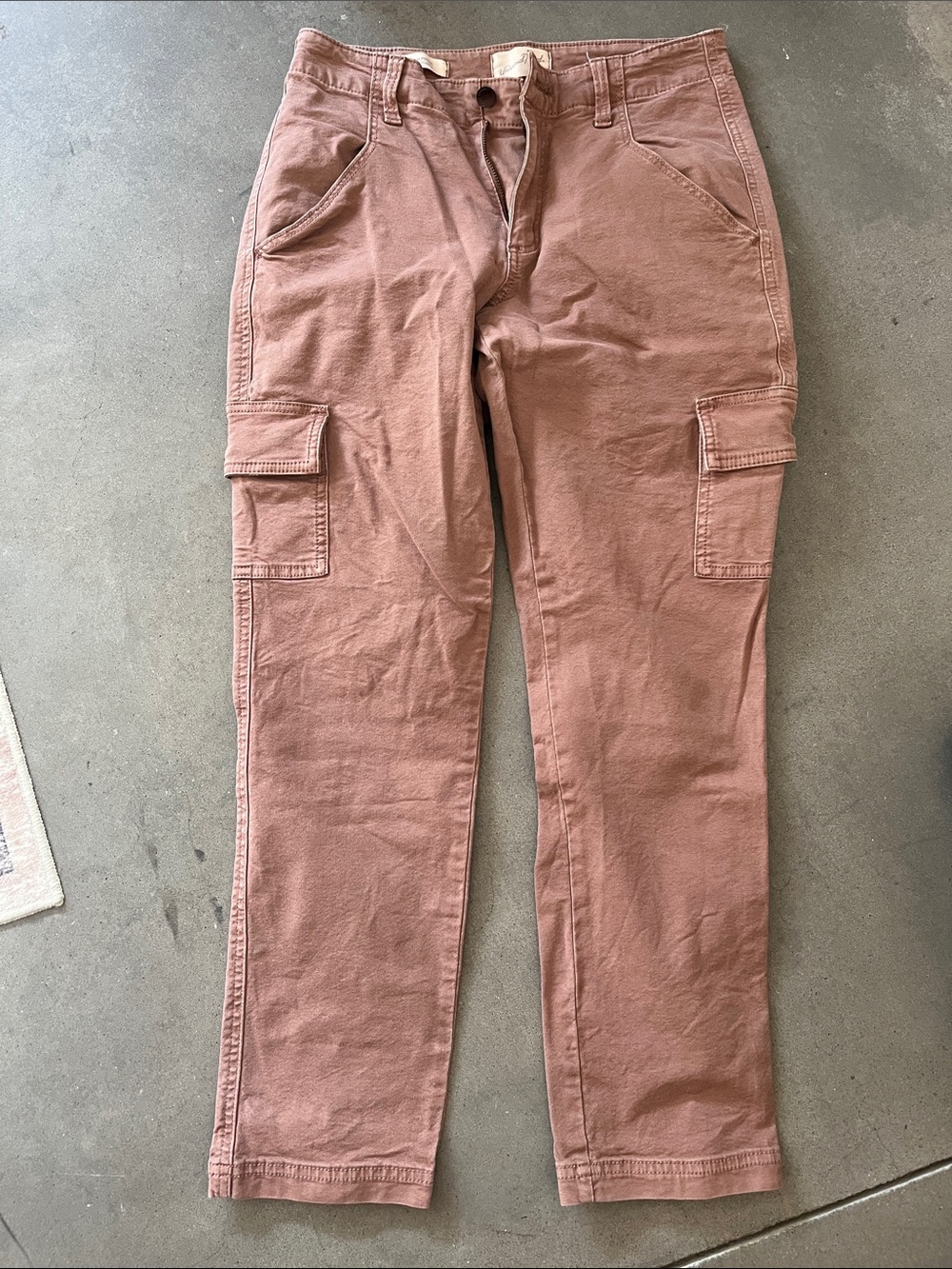 Universal Thread High Rise Slim Straight Cargo Pants